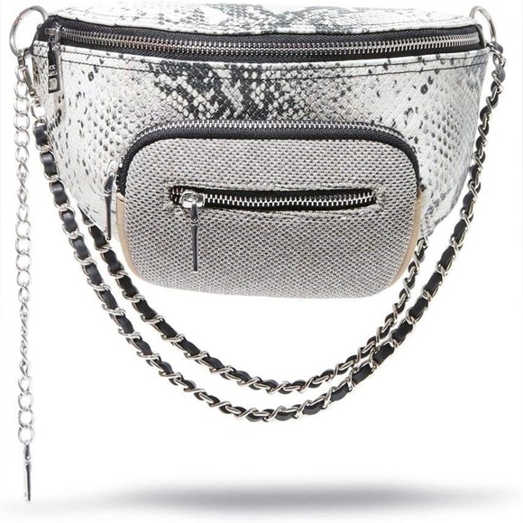 Steve Madden BSUMMIT Snake Print Convertible Belt Bag/ Bum Bag | NEW/NWT!🩶🖤 - Picture 2 of 11